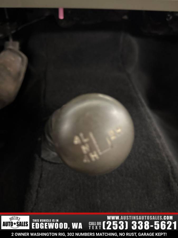 Ford-bronco-gas-suv-auto-1974-13