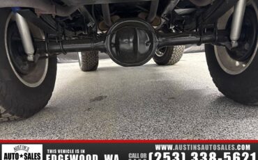 Ford-bronco-gas-suv-auto-1974-7