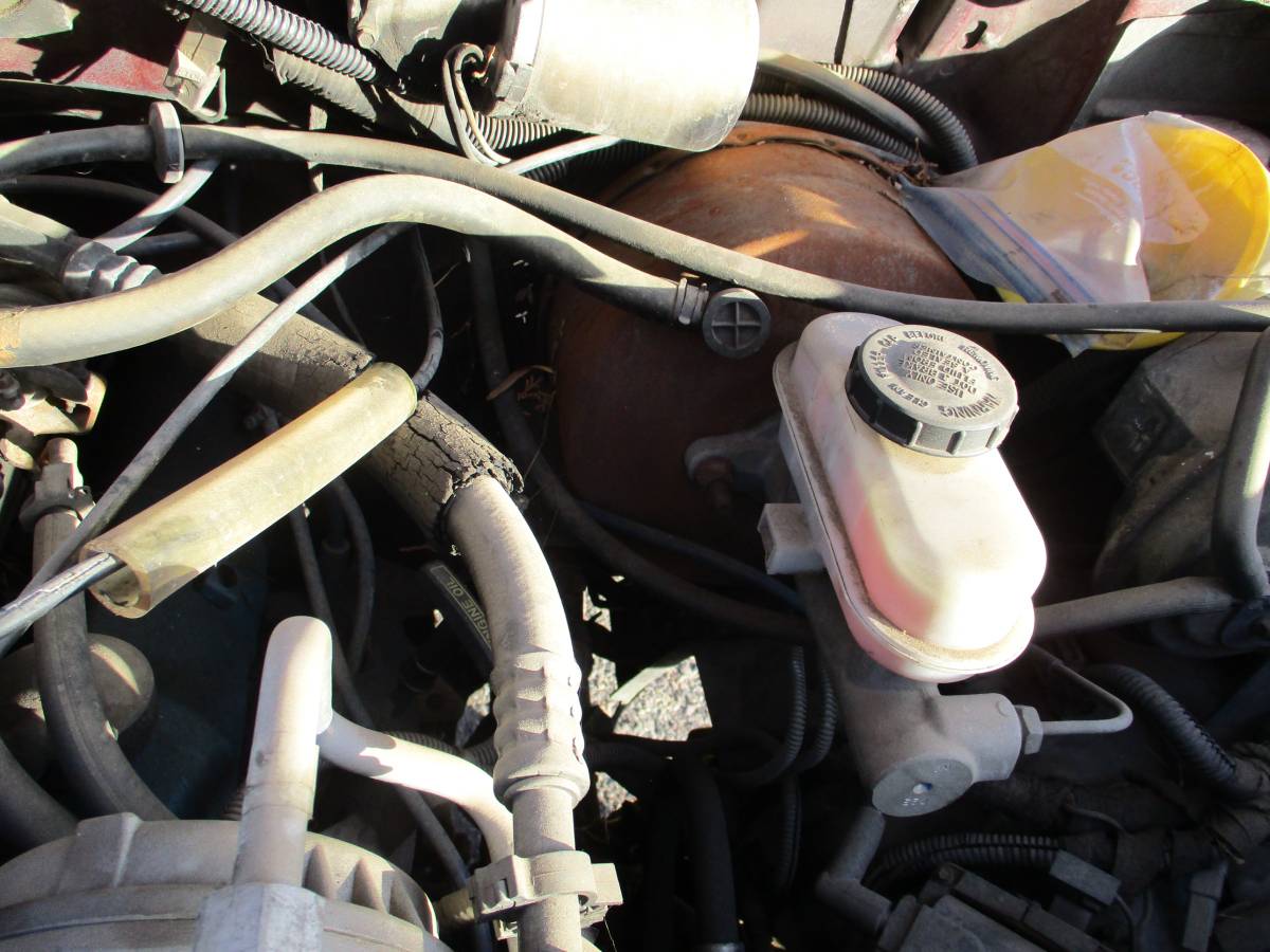 Ford-bronco-ii-xl-1989-red-16