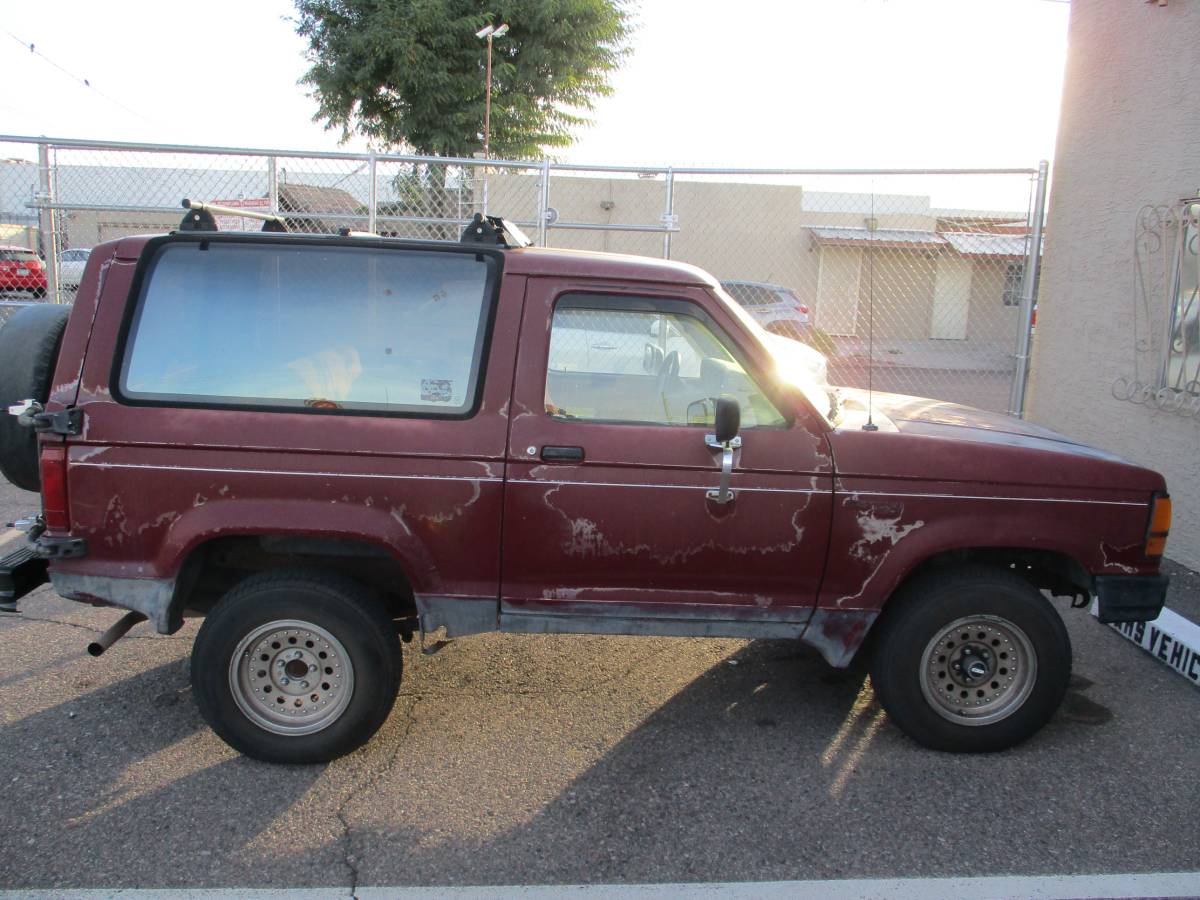 Ford-bronco-ii-xl-1989-red-6