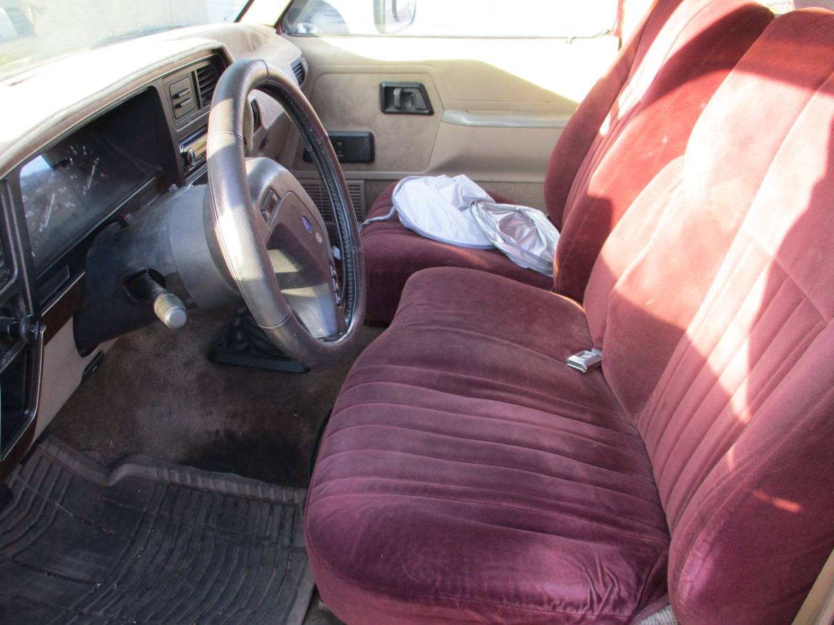 Ford-bronco-ii-xl-1989-red-9