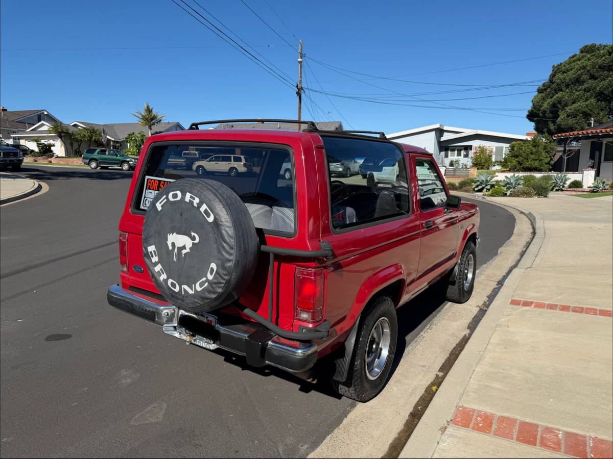 Ford-bronco-ii-xl-1990-red-1