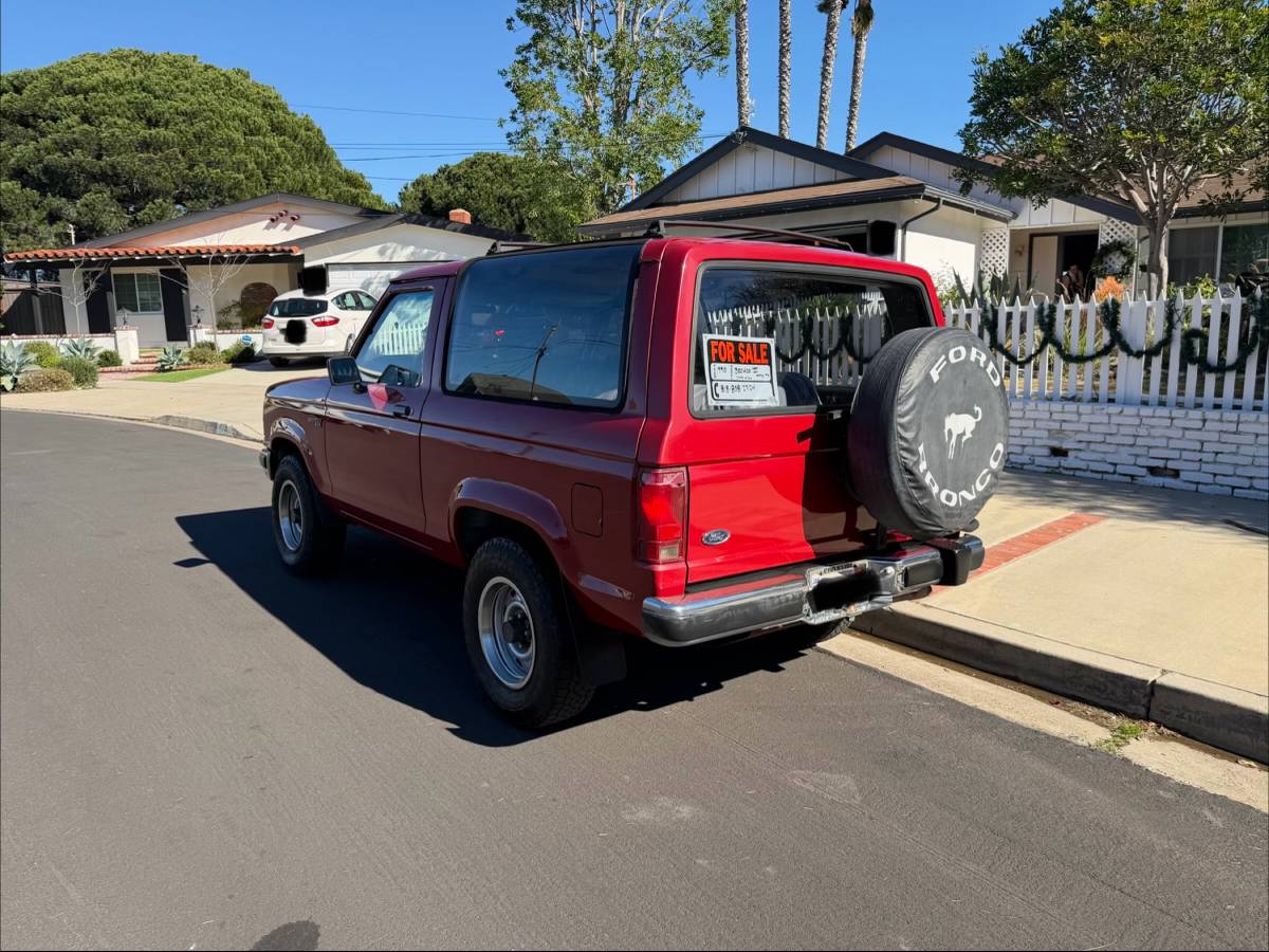 Ford-bronco-ii-xl-1990-red-5