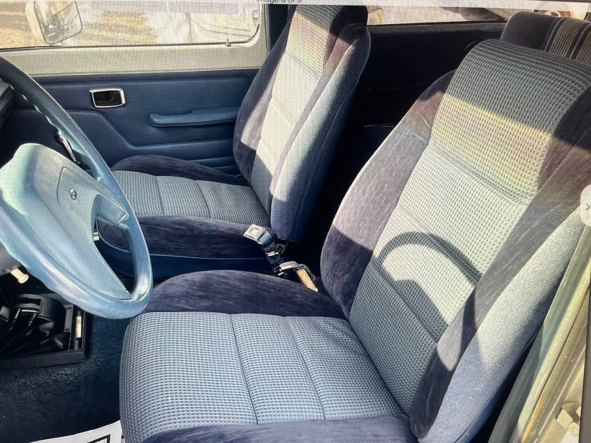 Ford-bronco-ll-1986-white-1