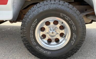 Ford-bronco-xl-2dr-suv-1996-white-10