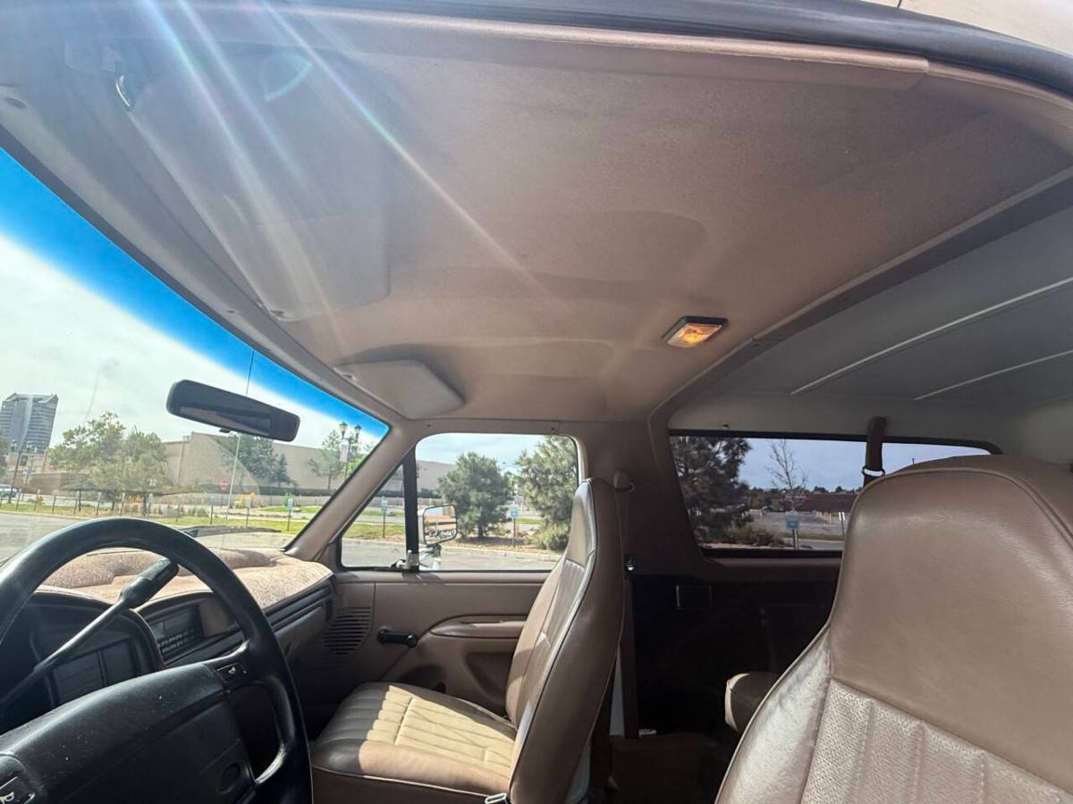 Ford-bronco-xl-2dr-suv-1996-white-2