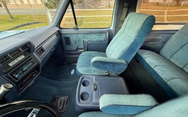 Ford-bronco-xlt-1986-blue-16
