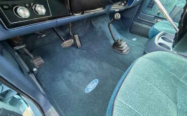 Ford-bronco-xlt-1986-blue-17