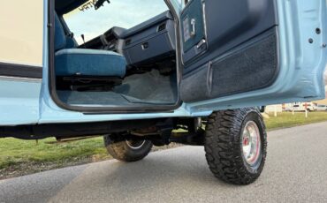 Ford-bronco-xlt-1986-blue-19