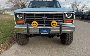 Ford-bronco-xlt-1986-blue-23