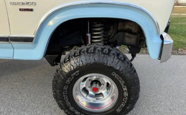 Ford-bronco-xlt-1986-blue-46
