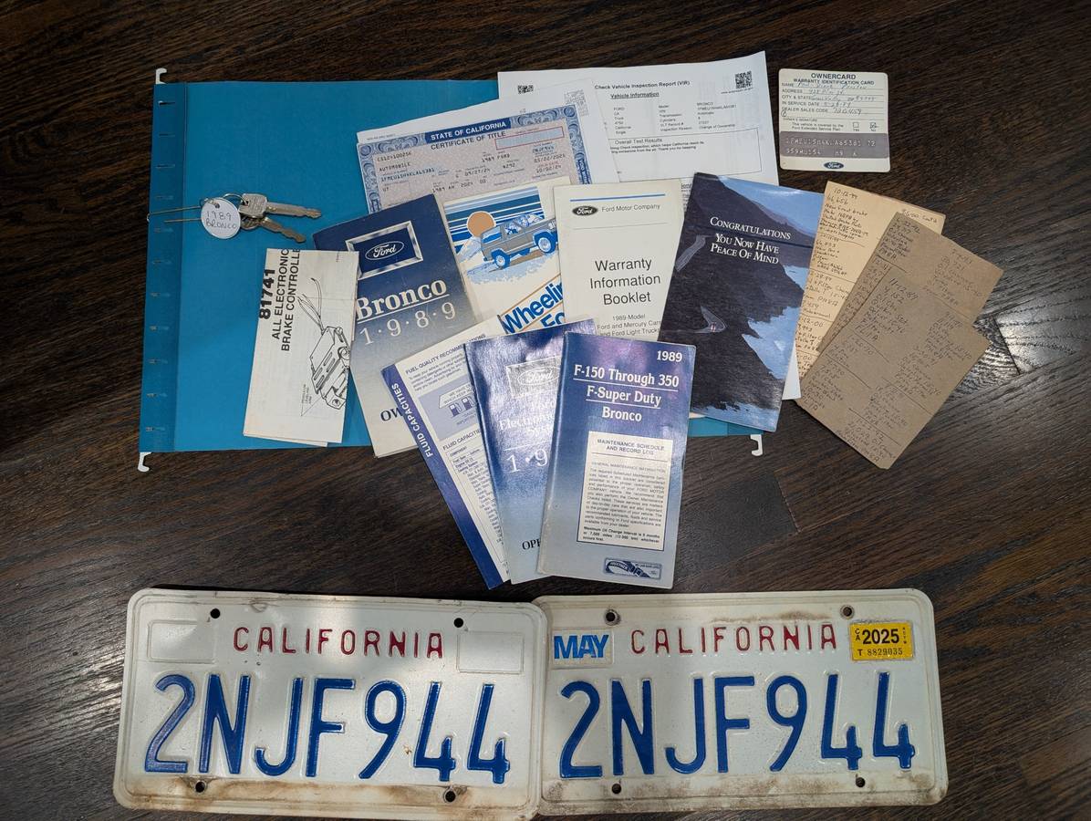 Ford-bronco-xlt-1989-brown-9