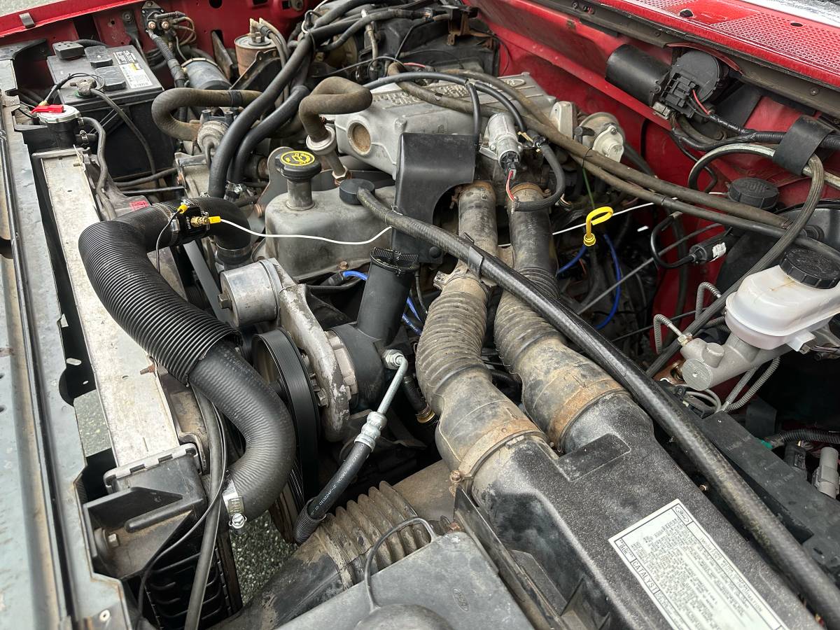 Ford-bronco-xlt-1989-red-14