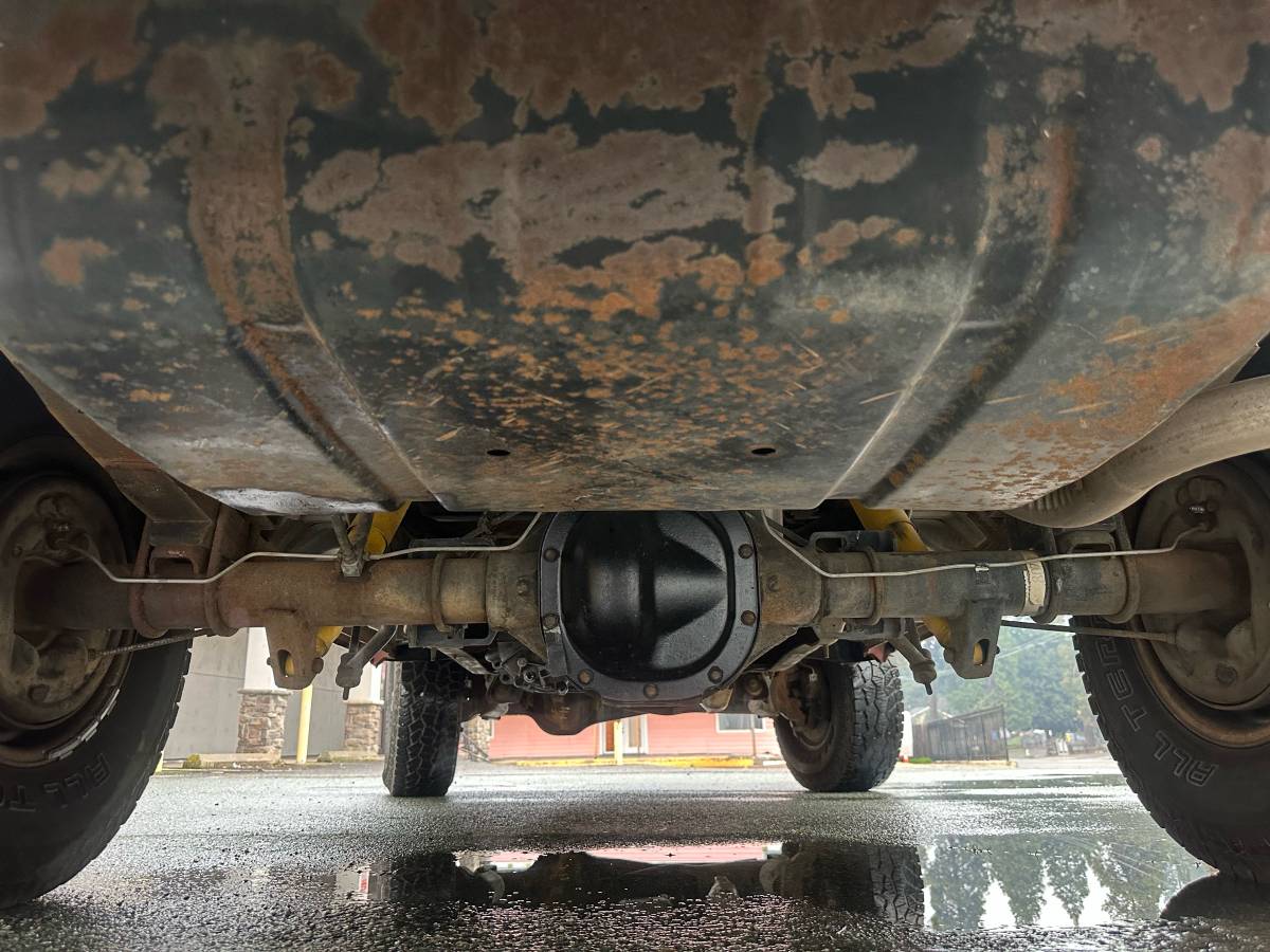 Ford-bronco-xlt-1989-red-19