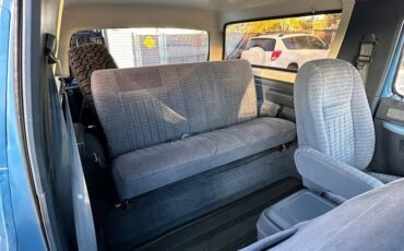 Ford-bronco-xlt-1990-blue-19