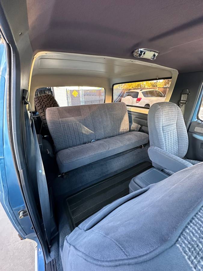 Ford-bronco-xlt-1990-blue-19