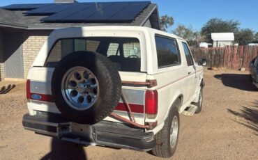 Ford-bronco-xlt-1990-white-3