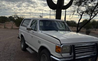 Ford bronco xlt 1990
