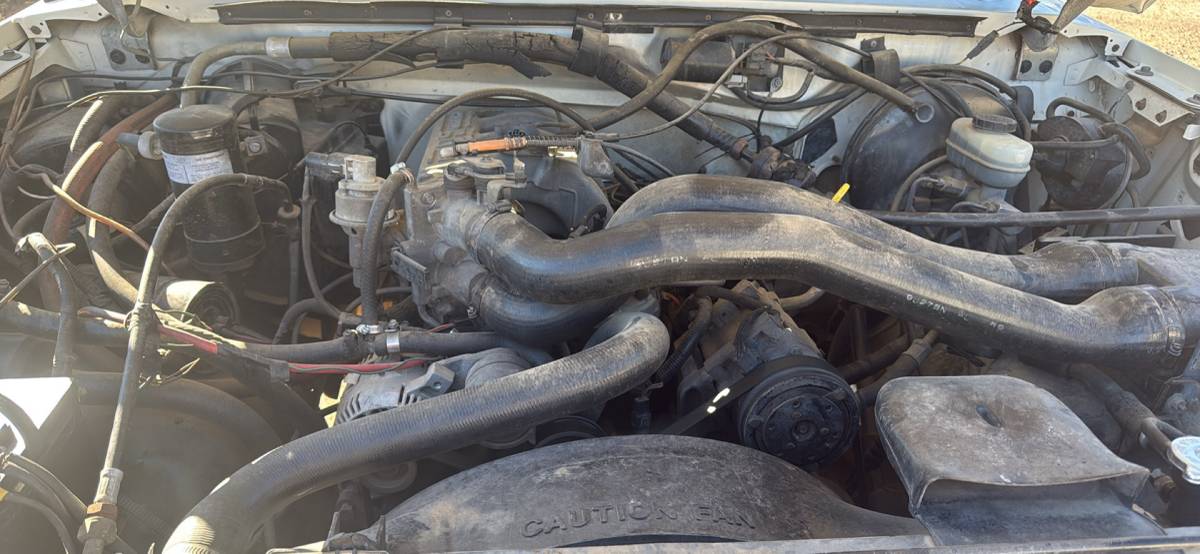 Ford-bronco-xlt-1990-white-7