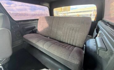 Ford-bronco-xlt-2dr-suv-1990-black-6
