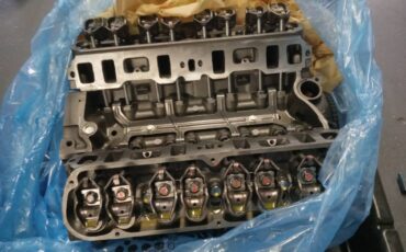 Ford-bronco-xlt-5.0-1992-white-13