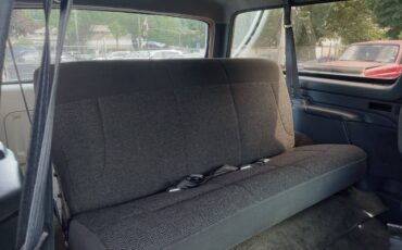 Ford-bronco-xlt-5.0-1992-white-14