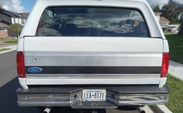 Ford-bronco-xlt-5.0-1992-white-4