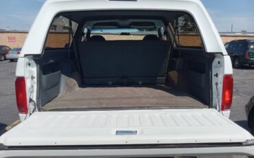 Ford-bronco-xlt-5.0-1992-white-7