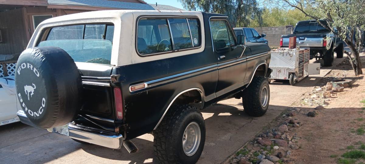 Ford-bronco-xlt-ranger-1979-19