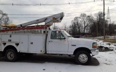 Ford-bucket-truck-1995-white-3