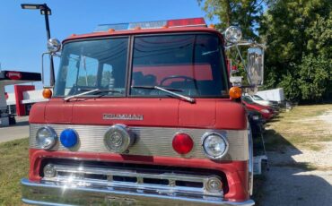 Ford-c-series-1985-red-1