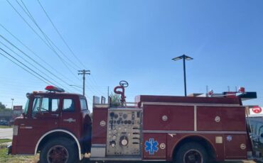 Ford-c-series-1985-red-12