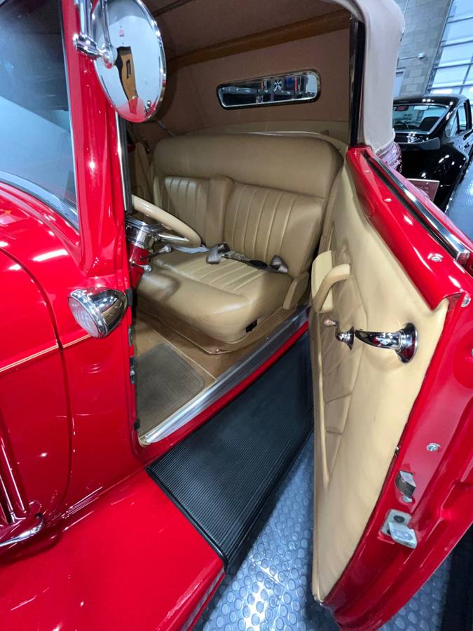 Ford-cabriolet-1934-red-1