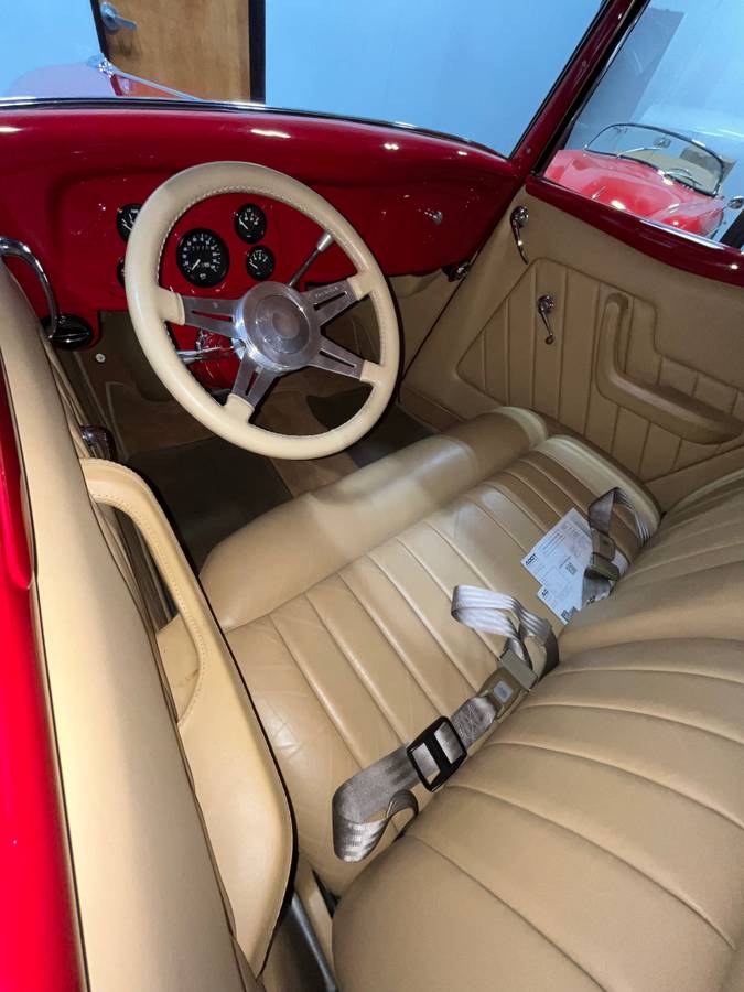 Ford-cabriolet-1934-red-4