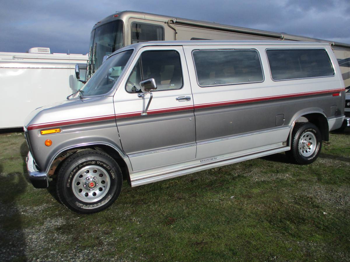 Ford-clubwagon-xlt-1991-blue-2