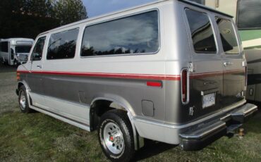 Ford-clubwagon-xlt-1991-blue-4