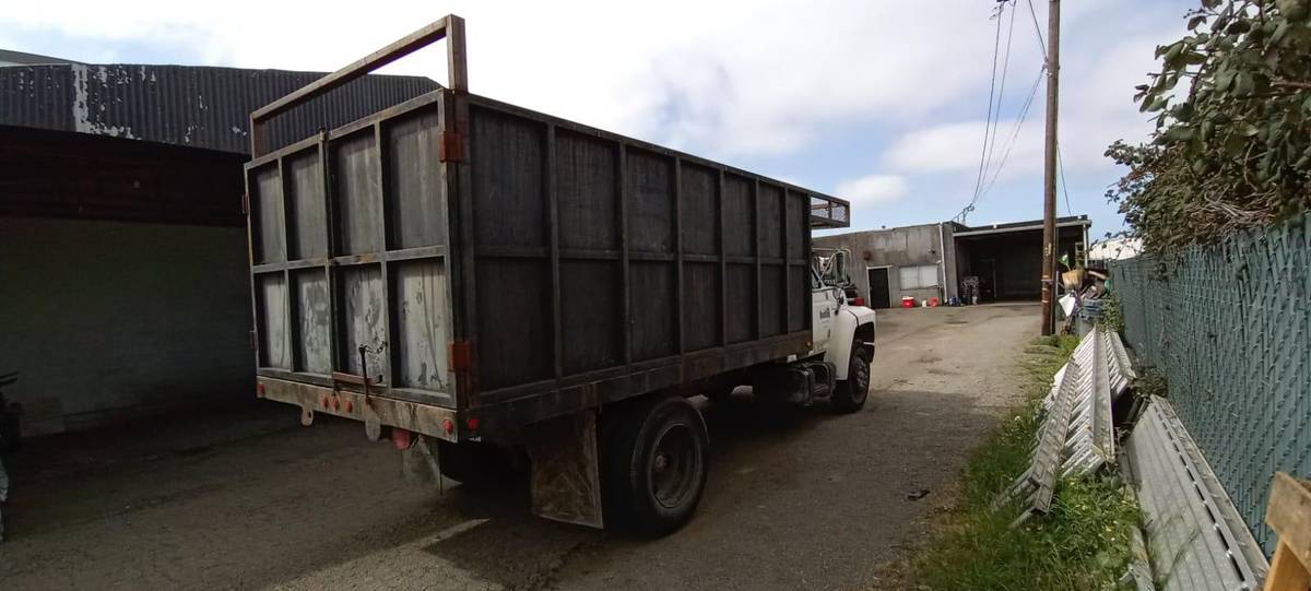 Ford-commercial-f-600-super-duty-1992-white-17