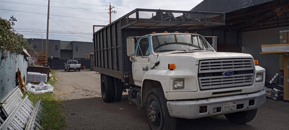 Ford-commercial-f-600-super-duty-1992-white-18