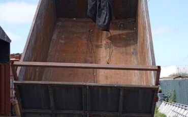 Ford-commercial-f-600-super-duty-1992-white-5