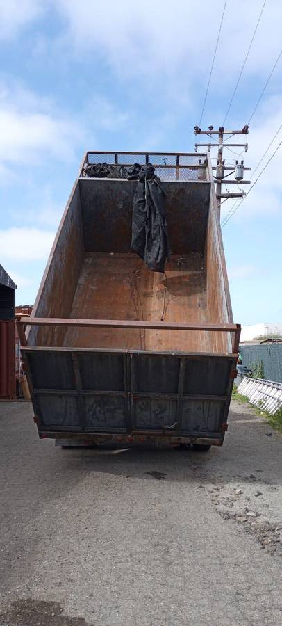 Ford-commercial-f-600-super-duty-1992-white-5