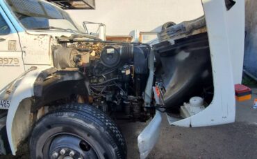 Ford-commercial-f-600-super-duty-1992-white-8