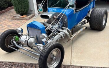 Ford-convertable-1923-blue-1