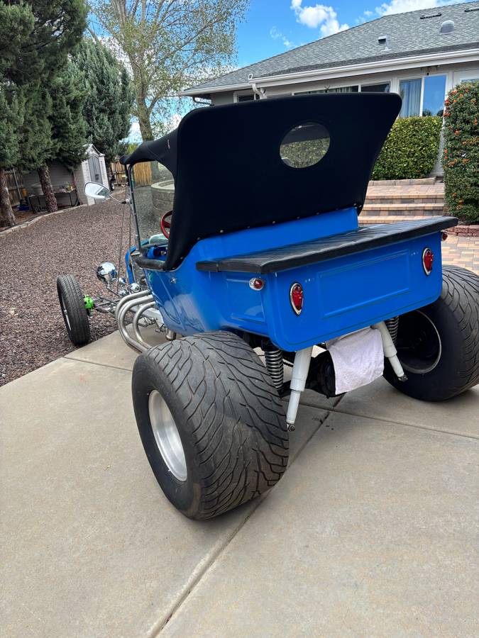 Ford-convertable-1923-blue-2