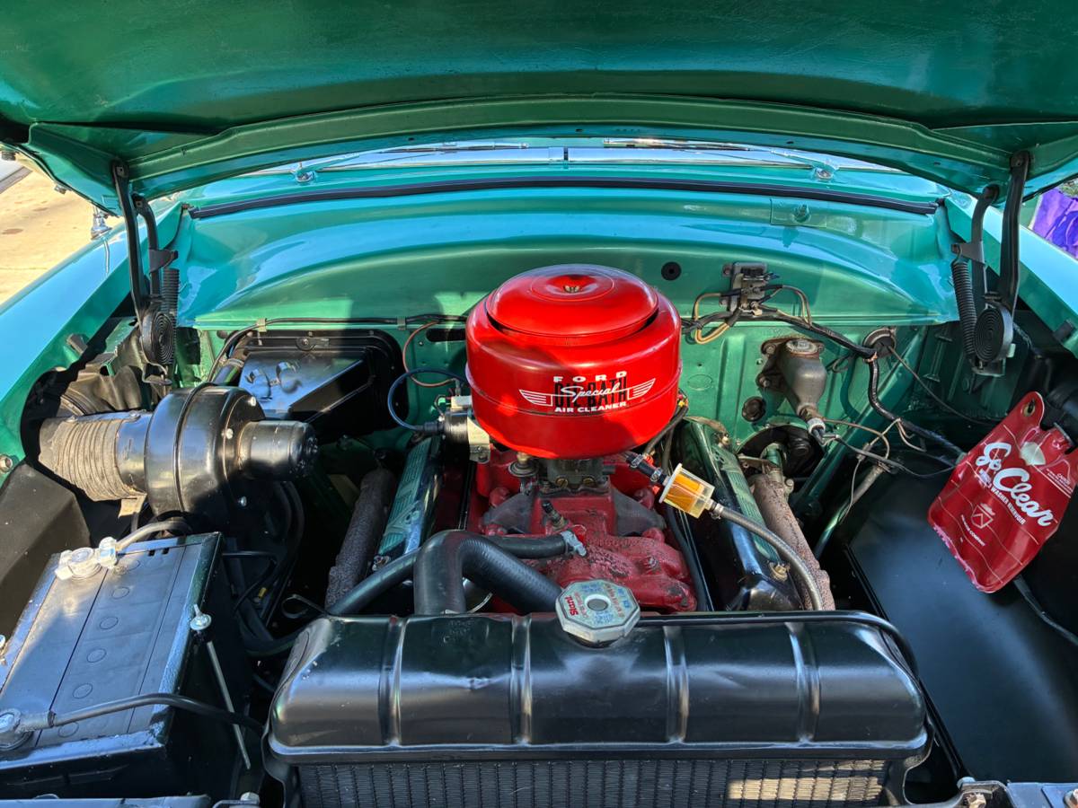 Ford-country-sedan-wagon-1954-green-15