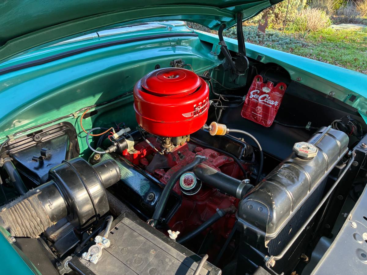 Ford-country-sedan-wagon-1954-green-16