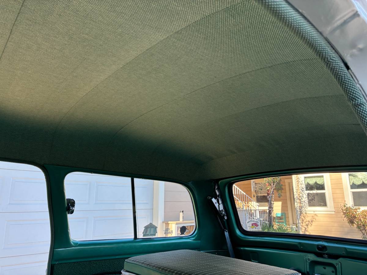 Ford-country-sedan-wagon-1954-green-4