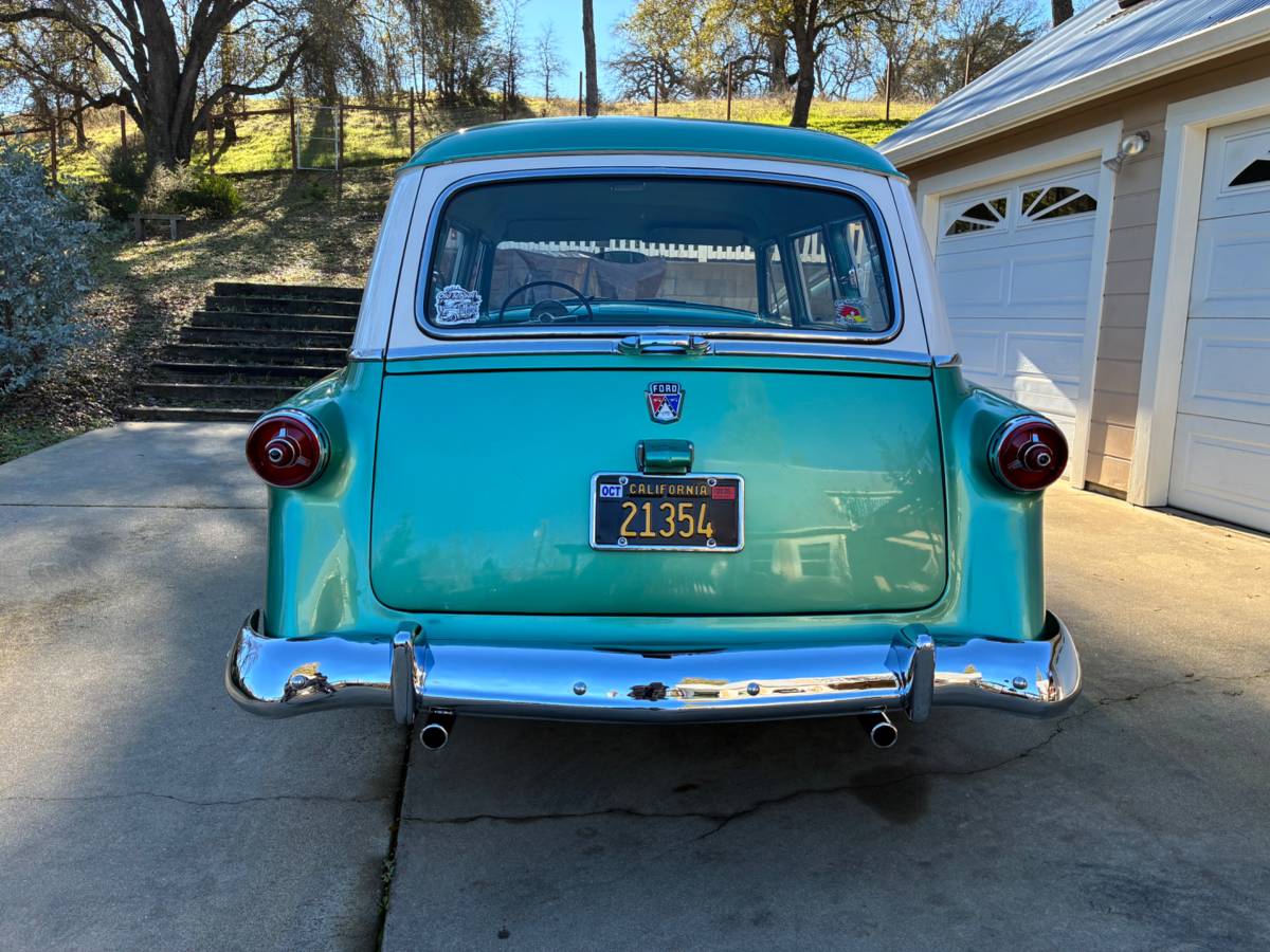 Ford-country-sedan-wagon-1954-green-7