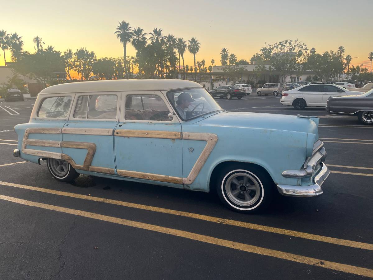 Ford-country-squire-1954-blue-10