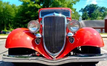 Ford-coupe-1933-red-1