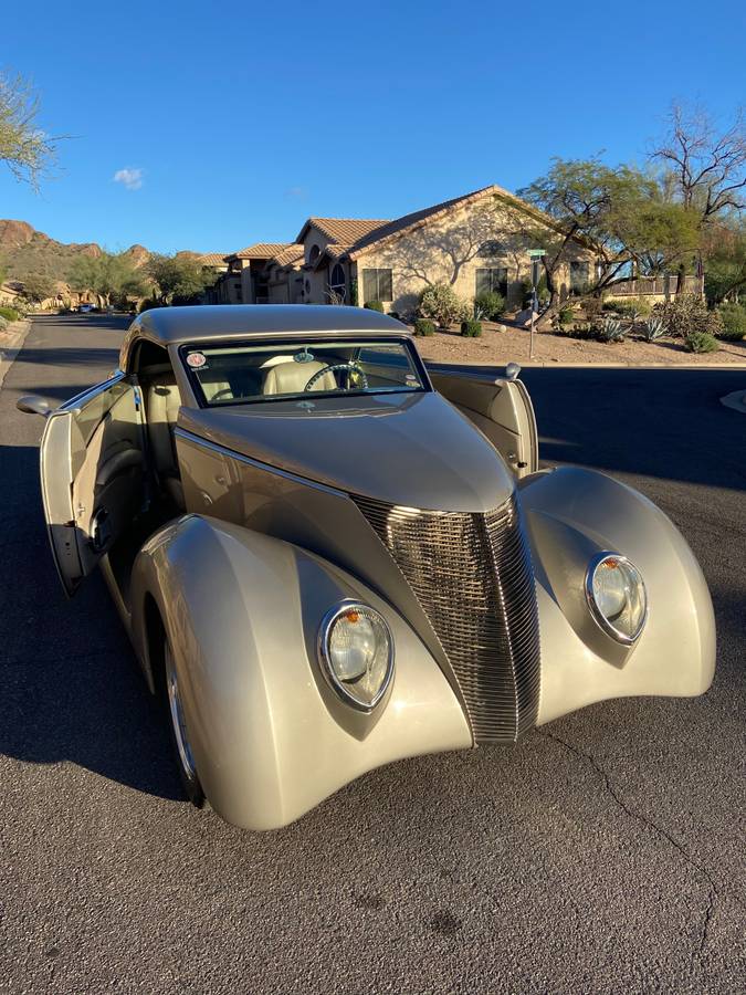 Ford-coupe-1937-custom-12